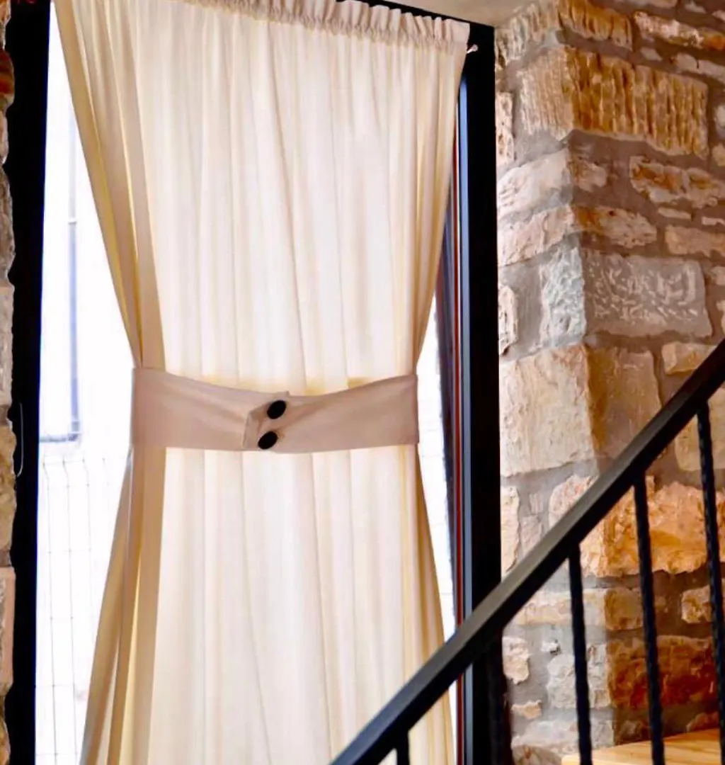 Gogo Moustache Guest House Përmet Albanien