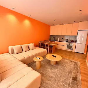  Apartment Aia & Albania