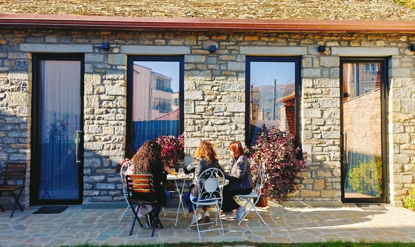 Gogo Moustache Guest House Permet Albania